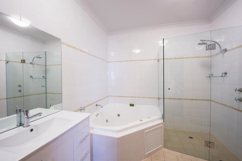 McCracken Country Club - Sunshine Coast Tourism 30