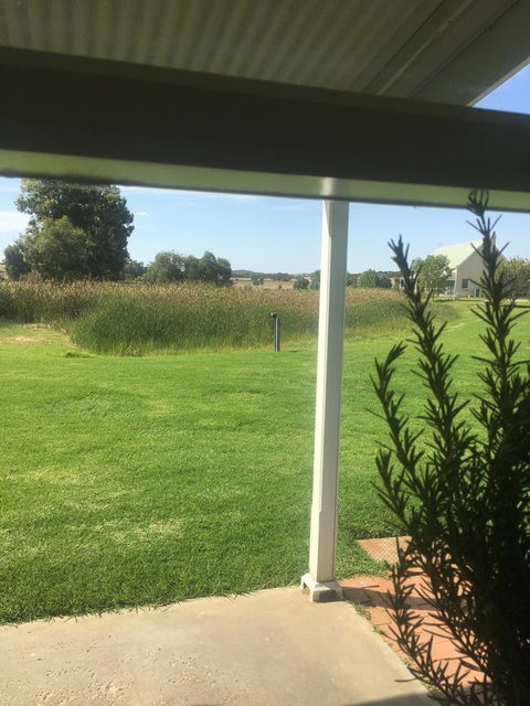 The Lake House Retreat - Sunshine Coast Tourism 19