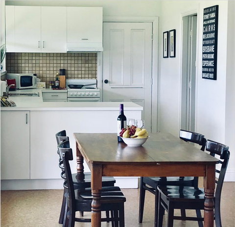 The Lake House Retreat - Sunshine Coast Tourism 8