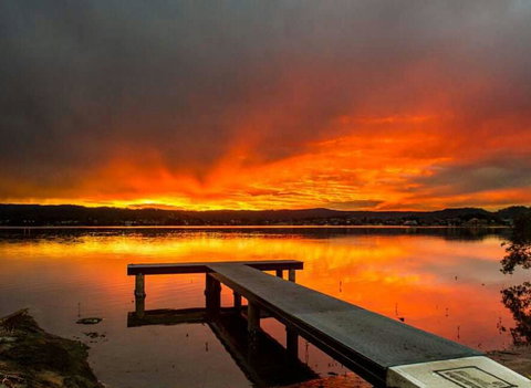Lakeside Waterfront Apartment The Entrance - Sunshine Coast Tourism 23
