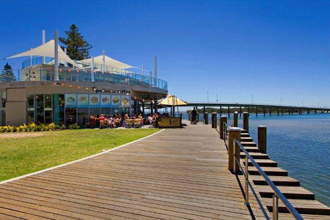 Lakeside Waterfront Apartment The Entrance - Sunshine Coast Tourism 40
