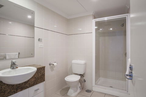 Marina Hotel - Holiday Sunshine Coast 25