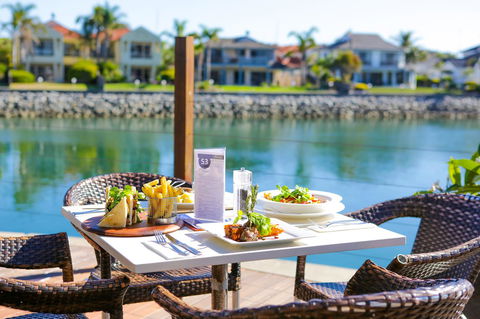 Marina Hotel - Holiday Sunshine Coast 41