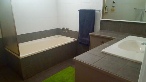 Driftwood On Dover - Sunshine Coast Tourism 9