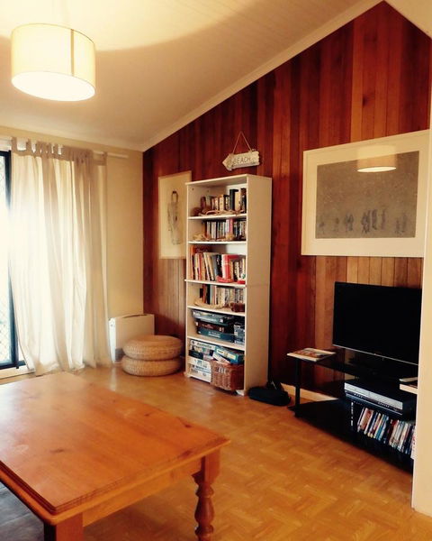 Driftwood On Dover - Sunshine Coast Tourism 5