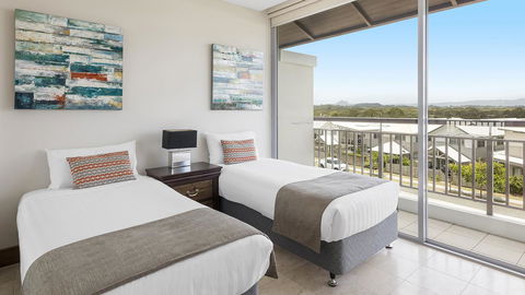 Oaks Casuarina Santai Resort - Sunshine Coast Tourism 3