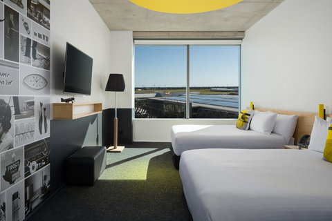 Atura Adelaide Airport - Sunshine Coast Tourism 15