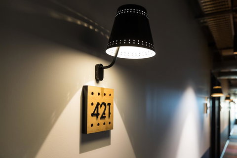 Atura Adelaide Airport - Sunshine Coast Tourism 1