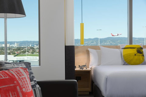 Atura Adelaide Airport - Sunshine Coast Tourism 4