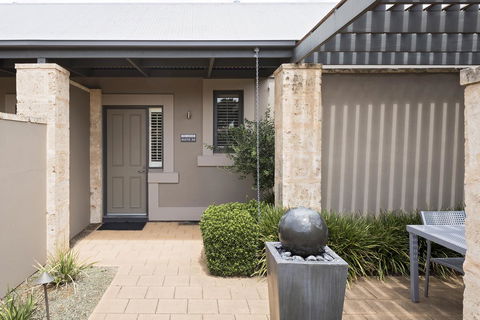 The Louise - Sunshine Coast Tourism 15