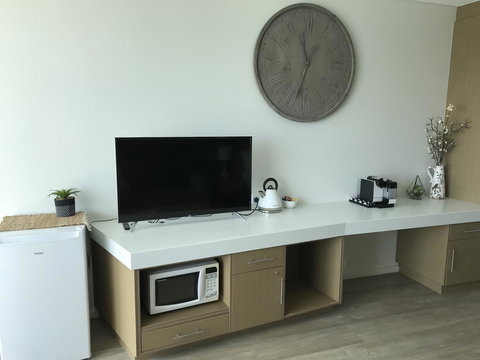 Ocean View Luxury Apartment & Suite - Holiday Sunshine Coast 32