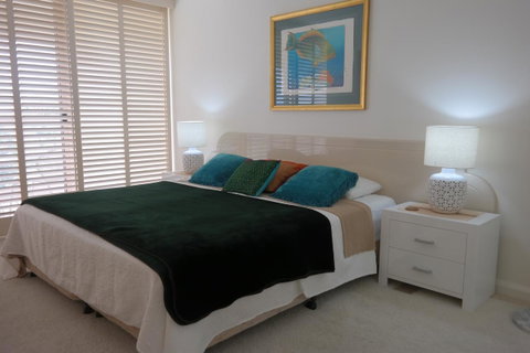 Pacific Bay Resort - Sunshine Coast Tourism 18