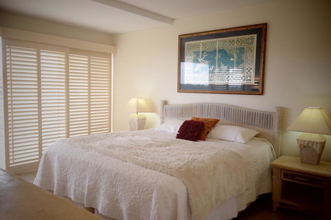 Pacific Bay Resort - Sunshine Coast Tourism 24