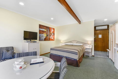 William Macintosh Motor Lodge - Sunshine Coast Tourism 25