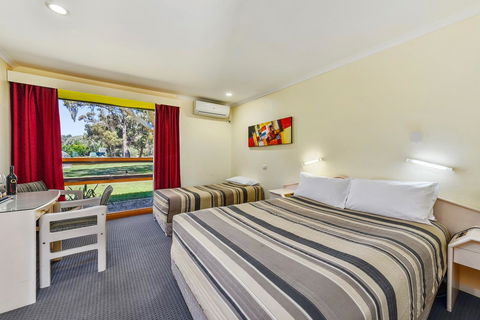 William Macintosh Motor Lodge - Sunshine Coast Tourism 11