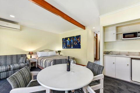 William Macintosh Motor Lodge - Sunshine Coast Tourism 18