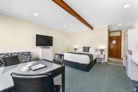 William Macintosh Motor Lodge - Sunshine Coast Tourism 30