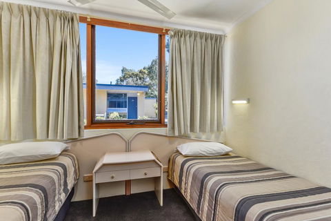 William Macintosh Motor Lodge - Sunshine Coast Tourism 21