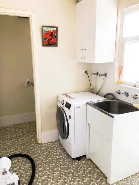 Beautiful Garden House - Holiday Sunshine Coast 14