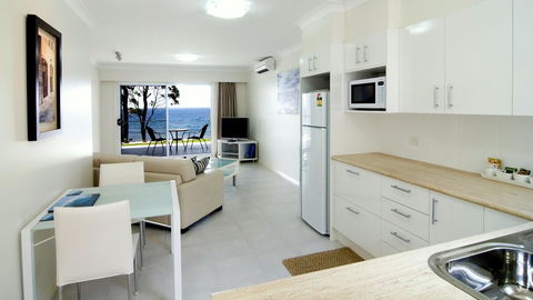 Mollymook Beach Waterfront - Sunshine Coast Tourism 8