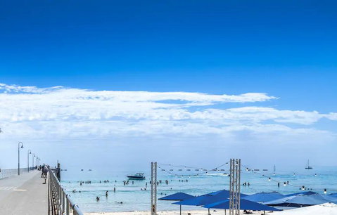 Hi 5 Glenelg Studio Apartment - Sunshine Coast Tourism 24
