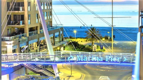 Hi 5 Glenelg Studio Apartment - Sunshine Coast Tourism 29