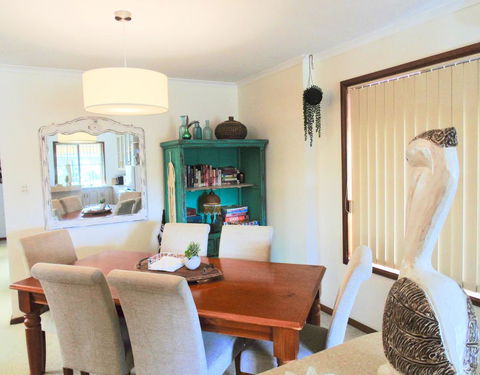 Baronet B & B - Sunshine Coast Tourism 5