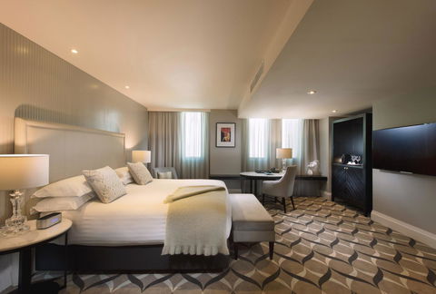 Mayfair Hotel - Holiday Sunshine Coast 14