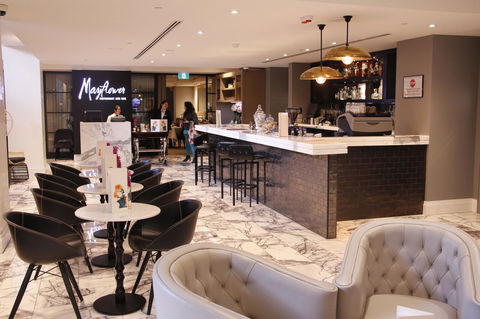 Mayfair Hotel - Holiday Sunshine Coast 22