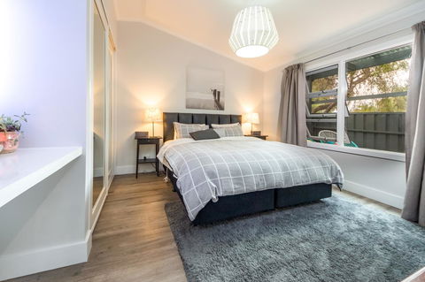 McLaren Vale Getaway - Sunshine Coast Tourism 2