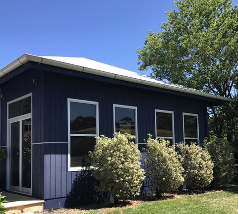 S T U D I O 22 Peaceful Retreat With Garden Views - Holiday Sunshine Coast 15