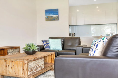 Eastern Breeze - Sunshine Coast Tourism 28