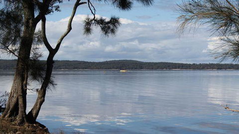 \'Point Break\' Your Waterfront Break At The Point - Holiday Sunshine Coast 0