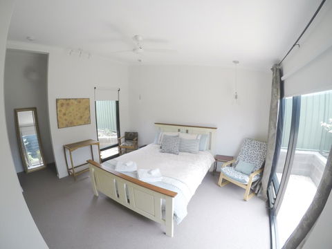 Sinclair Eco House - Holiday Sunshine Coast 8