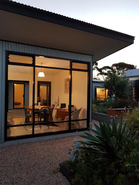 Sinclair Eco House - Holiday Sunshine Coast 14