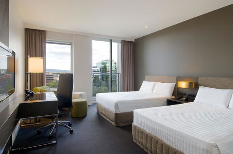 Pullman Adelaide - Holiday Sunshine Coast 40