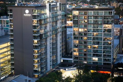 Pullman Adelaide - Holiday Sunshine Coast 4