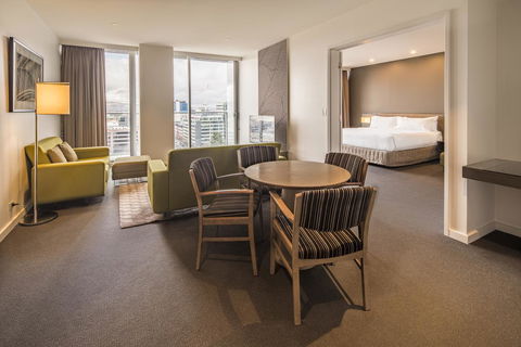Pullman Adelaide - Holiday Sunshine Coast 6