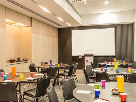 Ibis Adelaide - Holiday Sunshine Coast 35