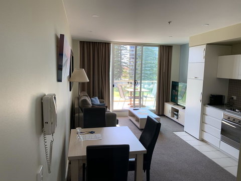 Luxury Beachside Accomodation - Sunshine Coast Tourism 5