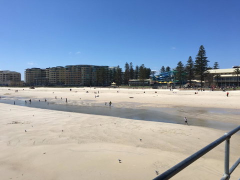 Luxury Beachside Accomodation - Sunshine Coast Tourism 27