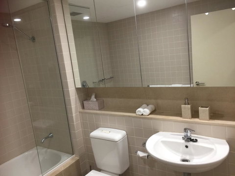 Luxury Beachside Accomodation - Sunshine Coast Tourism 7