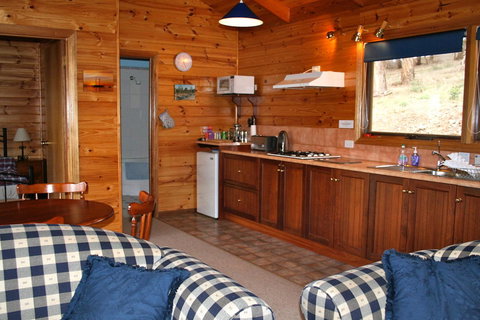 Molly's Chase - Holiday Sunshine Coast 3