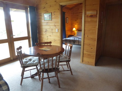 Molly's Chase - Holiday Sunshine Coast 4