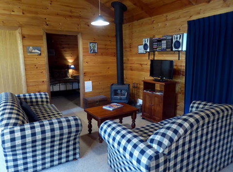 Molly's Chase - Holiday Sunshine Coast 2