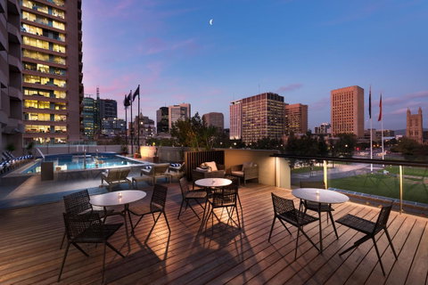 Hilton Adelaide - Sunshine Coast Tourism 3
