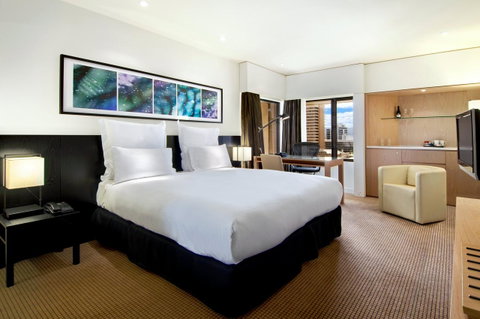 Hilton Adelaide - Sunshine Coast Tourism 7