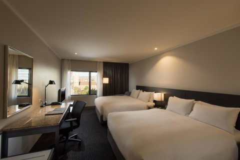 Hilton Adelaide - Sunshine Coast Tourism 14
