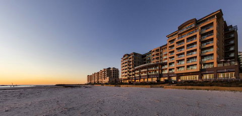 Glenelg Beach Studio - Sunshine Coast Tourism 7