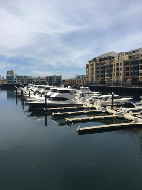 Glenelg Beach Studio - Sunshine Coast Tourism 2